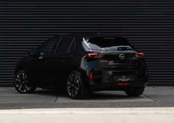 Opel e-Corsa GS Line 50 kWh 136PK|Camera|CarPlay|Full Led|Navi|Dealer onderhouden e.o.