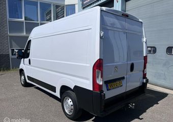Peugeot BOXER 330 2.2 BlueHDi 120 Lang hoog EURO 6 3 zitplaatsen Trekhaak Airco
