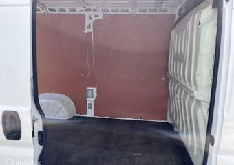 Peugeot BOXER 330 2.2 BlueHDi 120 Lang hoog EURO 6 3 zitplaatsen Trekhaak Airco