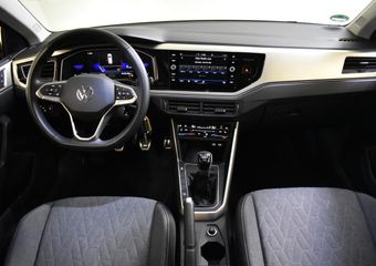 Volkswagen Taigo 1.0 TSI LIFE MOVE PDC/LMV/CARPLAY