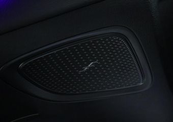 Mercedes-Benz C-KLASSE Estate 300 e AMG Plug-In Hybride | AMG Line | Night Pakket | Panorama Schuif-Kanteldak | Trekhaak | Inclusief 24 maanden MB Certified garantie voor Europa.