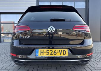 Volkswagen e-Golf E-DITION ?SOH 93% ?Virtual Cockpit ?Full LED ?Warmtepomp ?Keyless ?Sfeerverlichting ?BLIS ?Navigatie ?Climate ?Adapt. Cruise ?Parkeersensoren ?Lichtmetaal