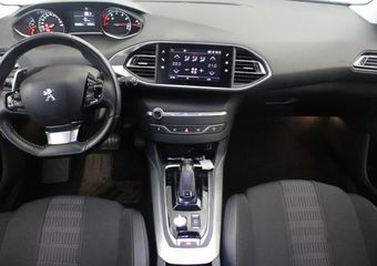 Peugeot 308 1.2 PureTech Allure |Navi|Camera|