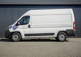 Fiat DUCATO 2.2 MultiJet | L2H2 | 3T Trekgewicht | 10” Display | Camera | Navi | Climate | Cruise | PDC | Euro 6