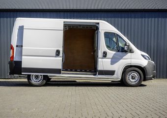 Fiat DUCATO 2.2 MultiJet | L2H2 | 3T Trekgewicht | 10” Display | Camera | Navi | Climate | Cruise | PDC | Euro 6