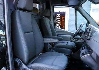 Mercedes-Benz SPRINTER 317CDI L2H2, Automaat, MBUX, 360Camera, Airco, Apple CarPlay/ Android Auto, 360 graden camera, Achteruitrijcamera, Automaat,