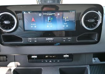 Mercedes-Benz SPRINTER 519 CDI L3 Pro Open laadbak 3500kg trekhaak, Navigatie met Smartphone integratie, Geveerde stoel