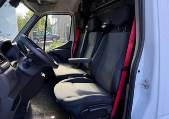 Renault MASTER T35 2.3 dCi 135 L2H2 Work Edition