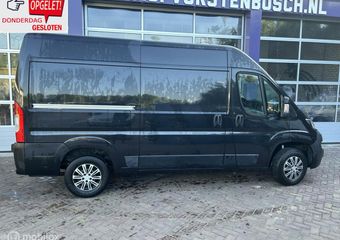 Peugeot BOXER Bestel 330 2.2 BlueHDi 120 L2H2 * NAVIGATIE *