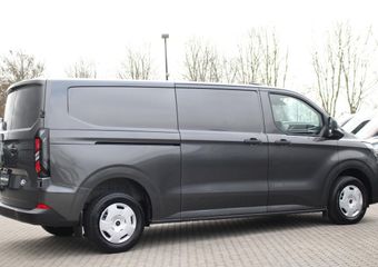 Ford TRANSIT CUSTOM 300 2.0TDCI 136pk L2H1 Trend | Automaat | L+R Zijdeur | Adapt. cruise | LED | Sync 4 13″ | Keyless | Camera | Driver assist pack | Lease 663,- p/m