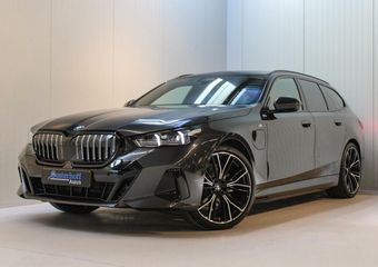 BMW 5-SERIE Touring 530e PANO | TREKH | HUD