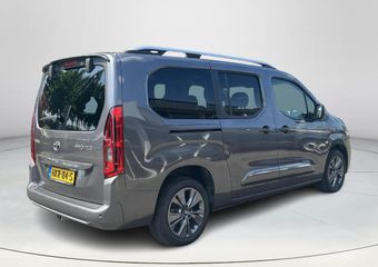 Toyota PROACE CITY Verso 1.2 Turbo Dynamic Long Automaat | 5 zitplaatsen | Carplay | Parkeercamera | Trekhaak |